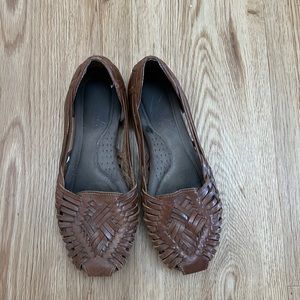 Natural Soul slip ons